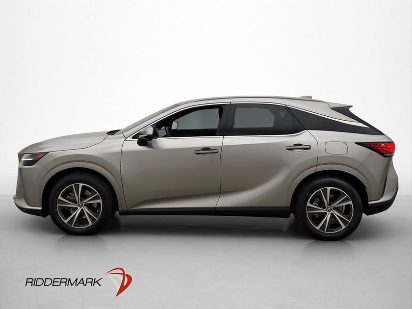 Bild 4 av Lexus RX 450h+ RX450H E-CVT 309hk Drag Döda-vinkel Kamera Navi