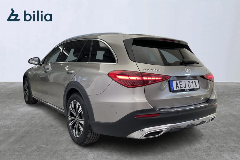 Bild 4 av Mercedes-Benz C 220 d 4MATIC All-Terrain Burmester Skinn Luftstolar 360
