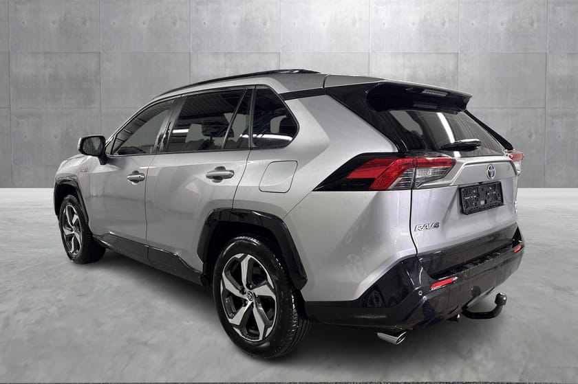 Bilde 2 av Toyota RAV4 Plug-in Hybrid Active Tech I Lav km I En eier I Hengerfeste