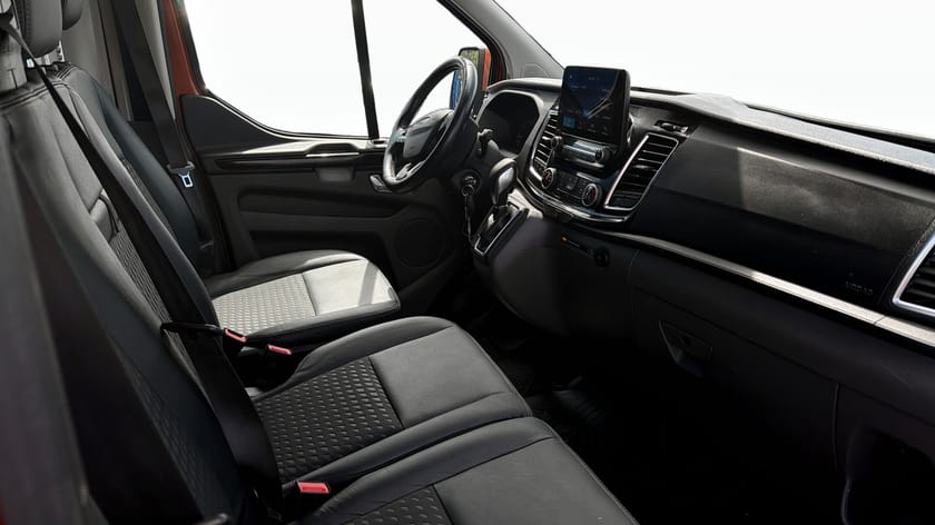 Bild 3 av Ford Transit Custom 310 L1 Sport 320 2.0L 185HK Värmare/ Drag/ Carplay