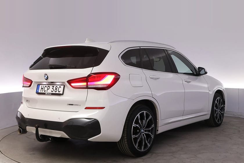 Bild 5 av BMW X1 xDrive25e M Sport Läder Kamera HUD Navi Drag