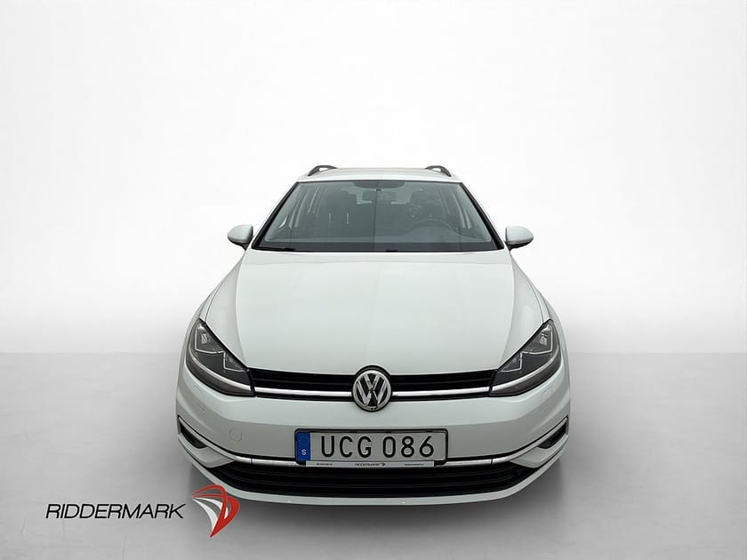 Bild 2 av Volkswagen Golf Sportscombi MultiFuel 125hk Kamera CarPlay Dragkrok