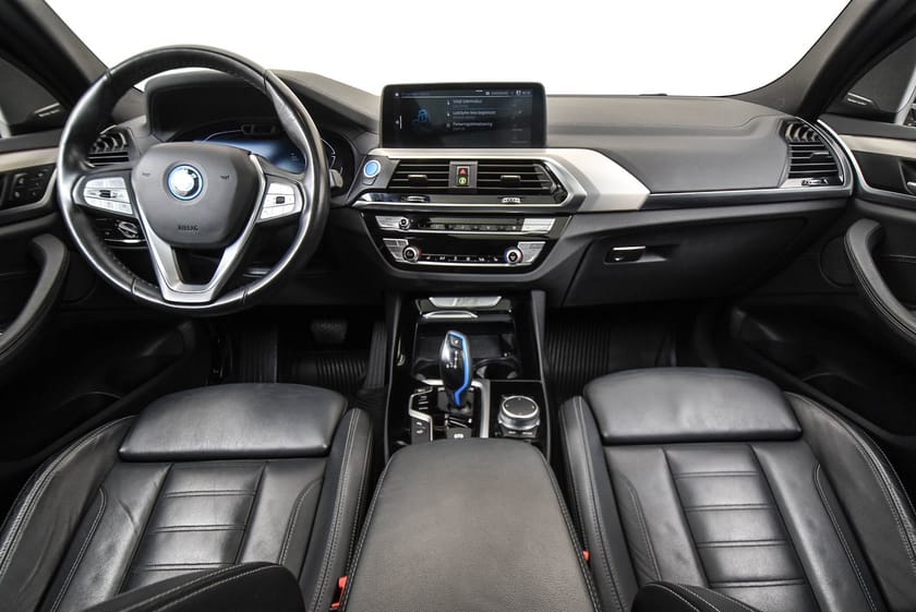 Bilde 5 av BMW iX3 Fully Charged