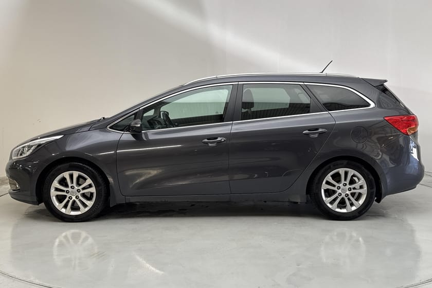 Bild 2 av Kia cee'd_sw Cee'd 1.6 CRDi SW (128hk) Komfort Drag