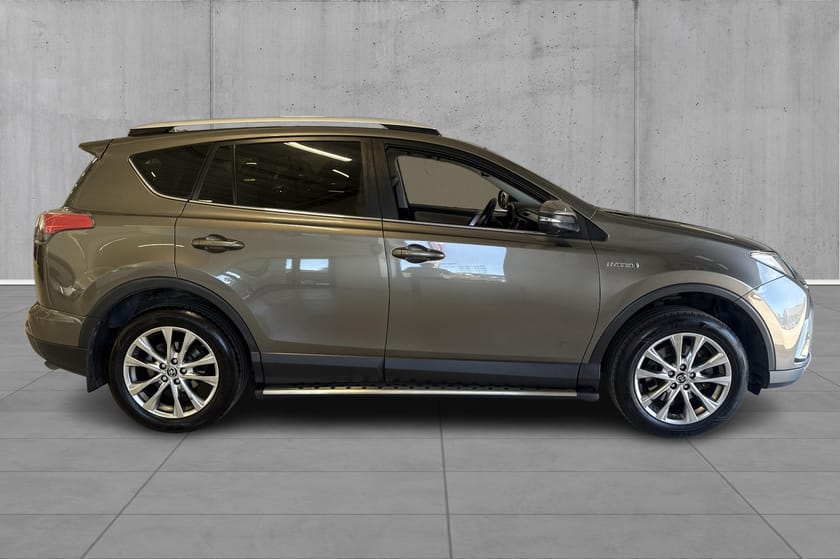 Bilde 4 av Toyota RAV4 Hybrid Executive, 2,5L 197HK, Hengerfeste, 360 kamera, Skinn