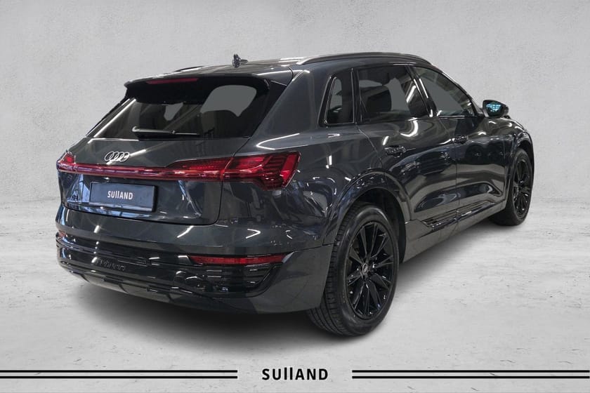 Bilde 5 av Audi Q8 50 e-tron quattro advanced plus