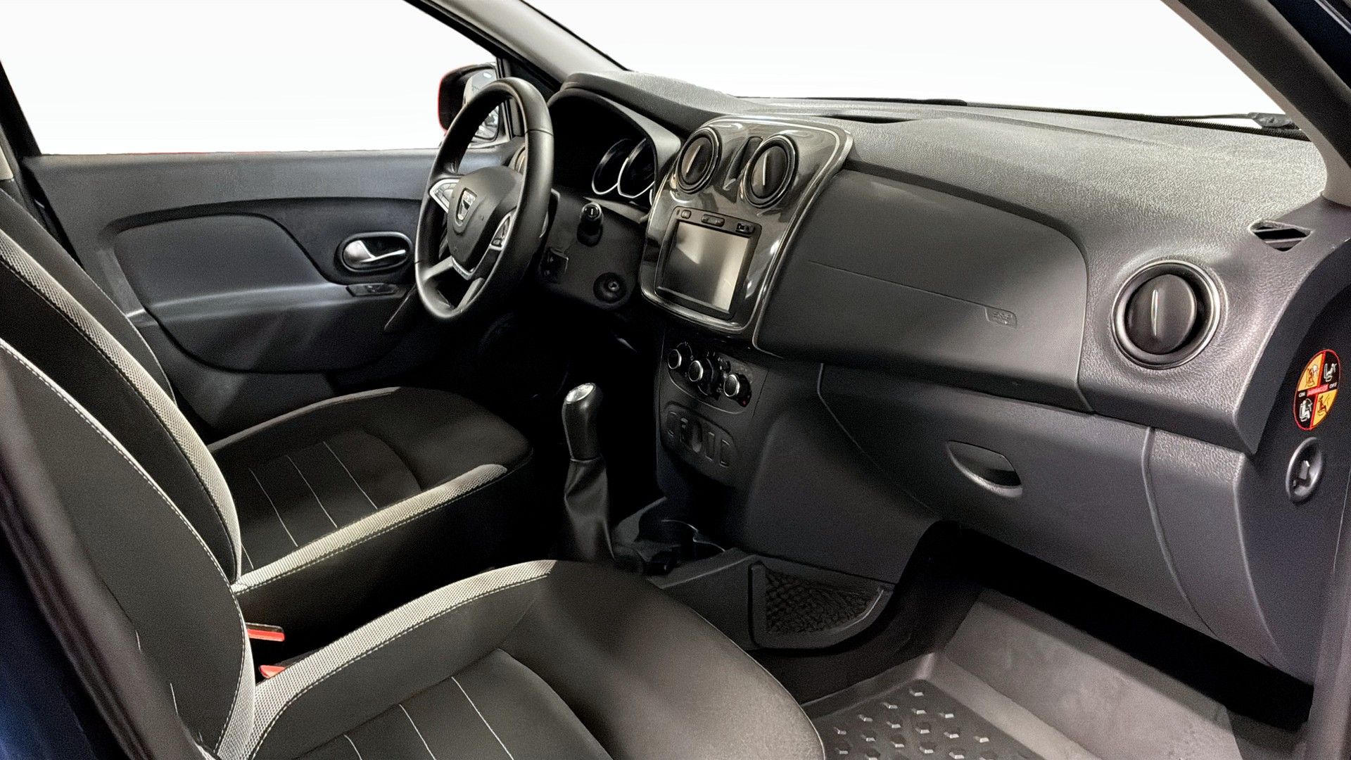 Dacia Sandero 2018, bild 3/10