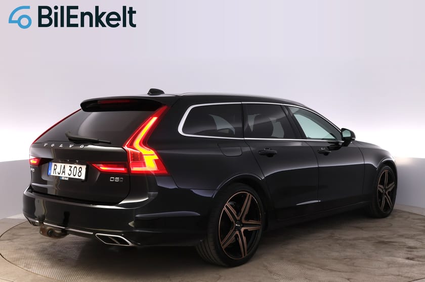 Bild 3 av Volvo V90 D5 AWD Advanced Läder B&W Teknikpkt