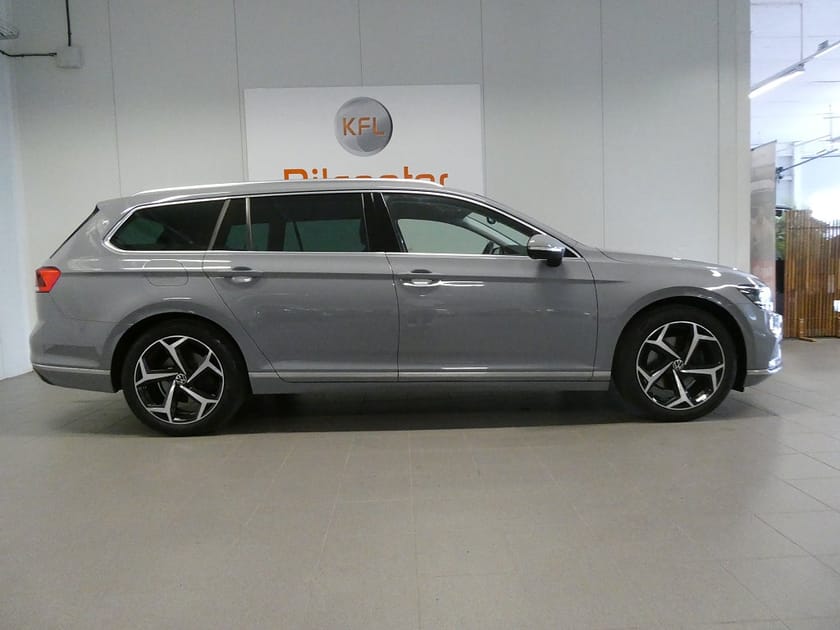 Bild 5 av Volkswagen Passat Sportscombi 2.0 TDI 4M GT Aut-Drag-Navi-Värmare-Kamera-Adaptiv-SoV