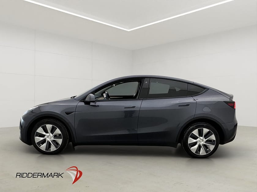 Bild 4 av Tesla Model Y Long Range AWD Pano Skinn Navi Värmepump 345hk