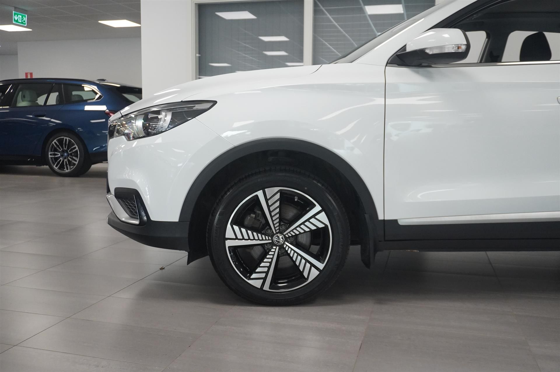 MG ZS Luxury 45kWh Pano Elstol 360 Kam 2021, bild 3/10