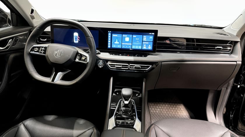 Bild 4 av MG HS PHEV Luxury Plug-In Hybrid 10 Mil El räckvidd 0% RÄNTA