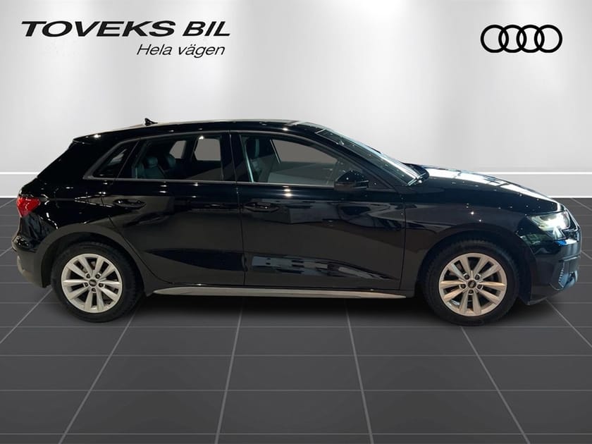 Bild 2 av Audi A3 Sportback 30 TFSI 110hk
