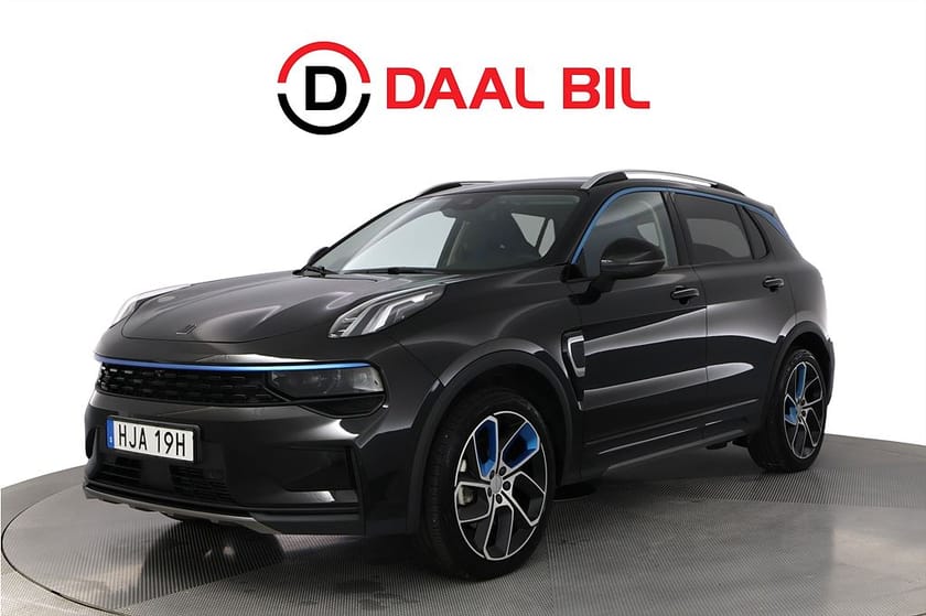 Bild 1 av Lynk & Co 01 PHEV DCT 261HK 17,6kWh INFINITY® PANORAMA 3D-VIEW NFC