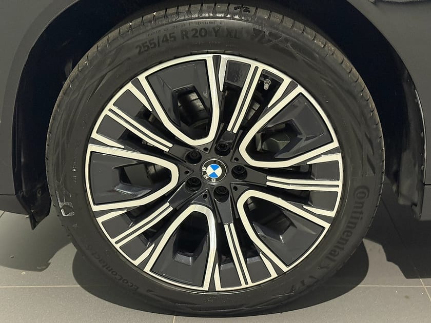 Bild 5 av BMW X3 30e xDrive Innovation Drag AdptFarth HuD H/K 20" Elstol