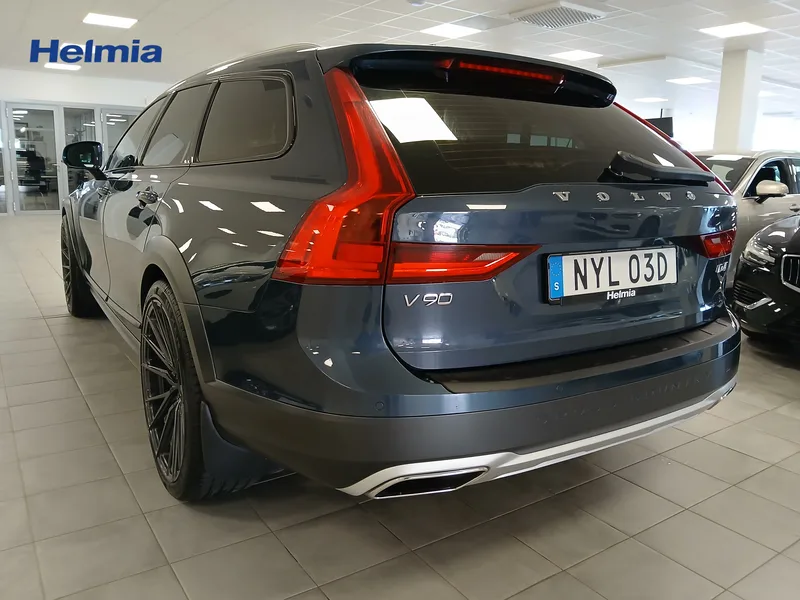 Bild 2 av 11 – Volvo V90 Cross Country D4 AWD Advanced Edt Cross Country Advanced