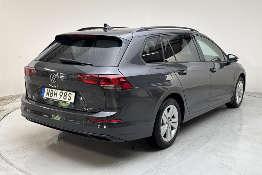 Bild 3 av Volkswagen Golf Sportscombi VIII 1.5 eTSI (130hk)