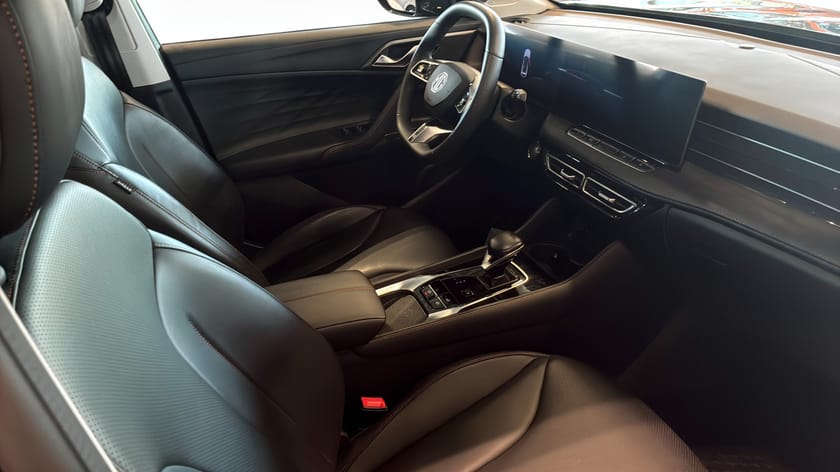 Bild 3 av MG HS PHEV