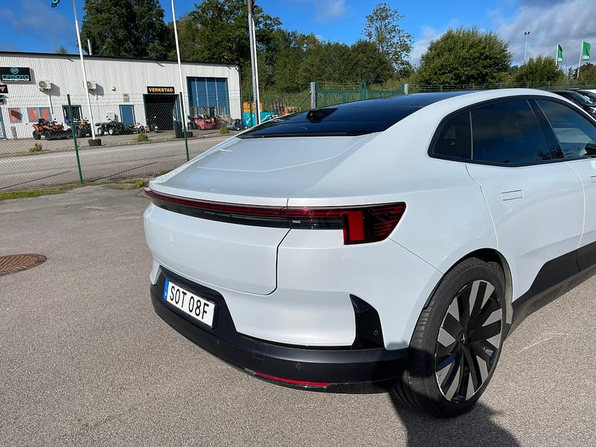 Bild 3 av Polestar 4 Coupé Long range Dual motor Elbil 544HK Pilot Plus Pro Panorama