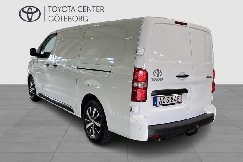 Bild 4 av Toyota Proace LONG 2,0D ADB
