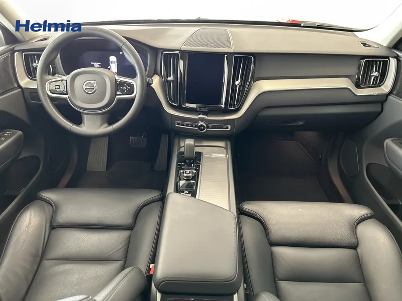 Bild 16 av 16 – Volvo XC60 B5 AWD Bensin Plus Dark