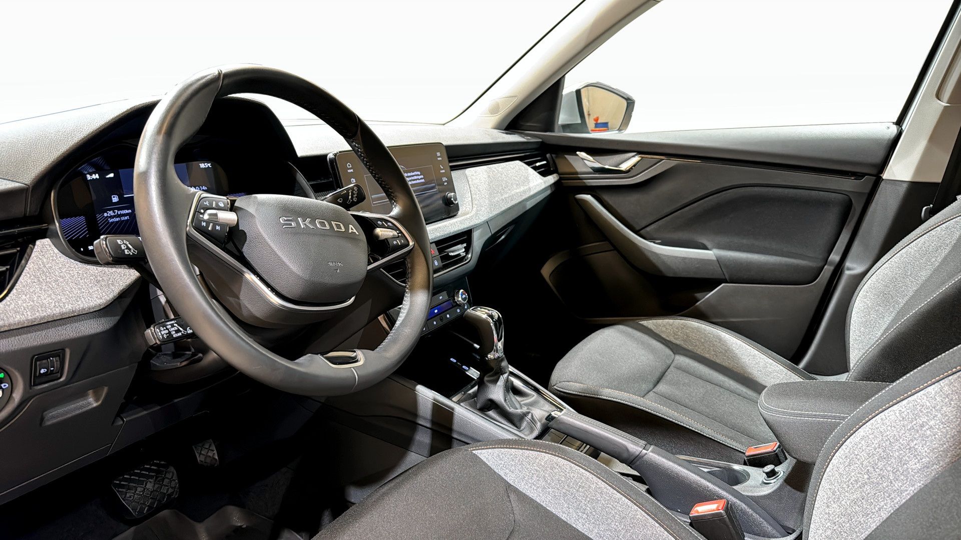 Skoda Kamiq 1.0 TSI 2025, kuva 7/10