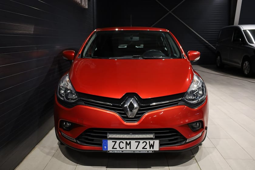 Bild 2 av Renault Clio 0.9 TCe BOSE 90 Hk