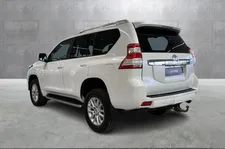 Thumnail bilde 2 av Toyota Land Cruiser