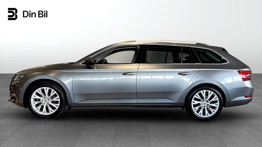 Bild 2 av Škoda Superb iV Kombi Style TSI 218 DSG (Laddhybrid)