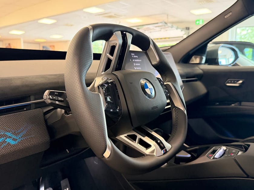 Bild 4 av BMW iX3 50 xDrive Supercharged M-sportpaket Head-Up Display H/K