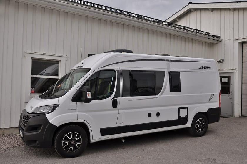 Bild 2 av Pössl Campervan Fiat 2 Win Plus 2,3 140hk 600 Solceller Markis Truma Dusch