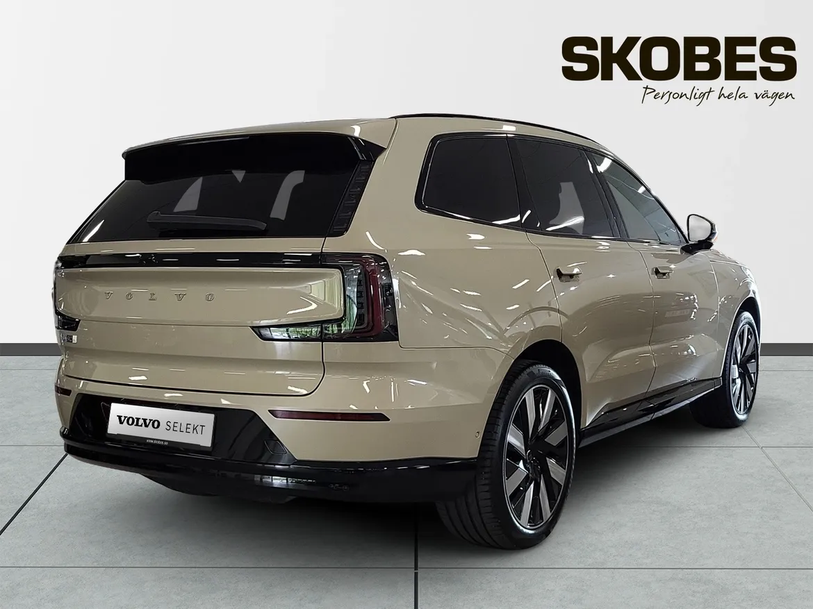 Volvo EX90