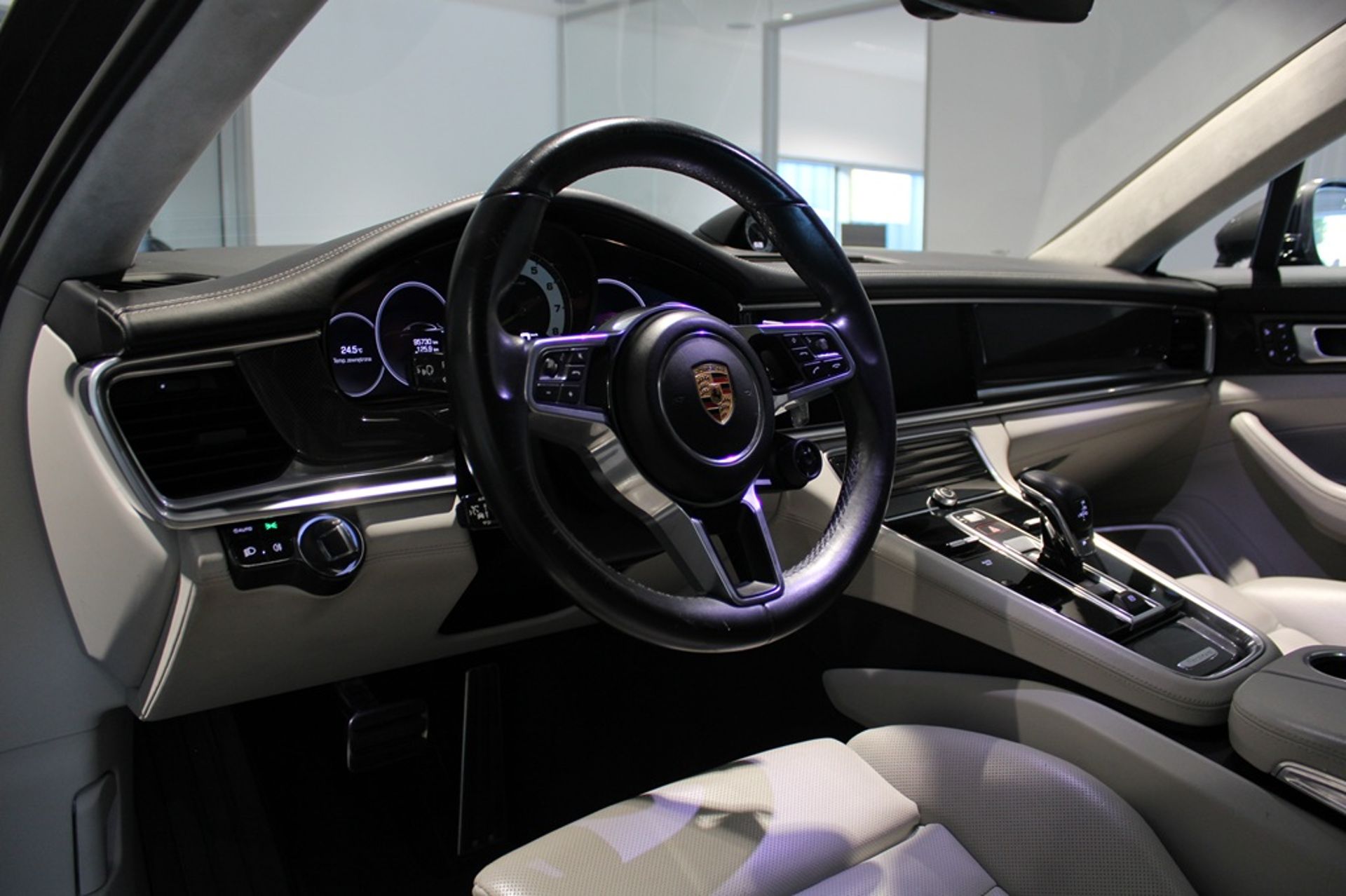 Porsche Panamera 2018, kuva 6/10