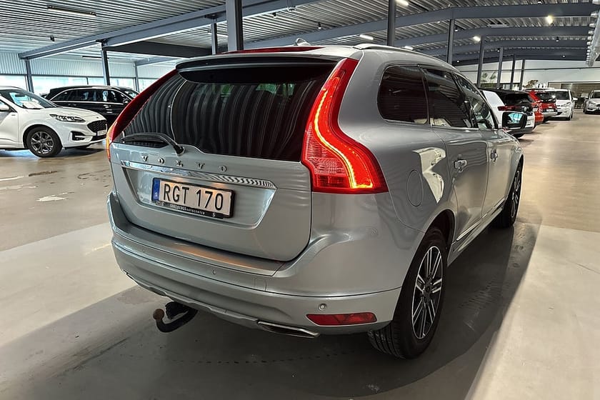 Bild 4 av Volvo XC60 D4 AWD Classic Summum Värmare Skinn Keyless Drag Eu6
