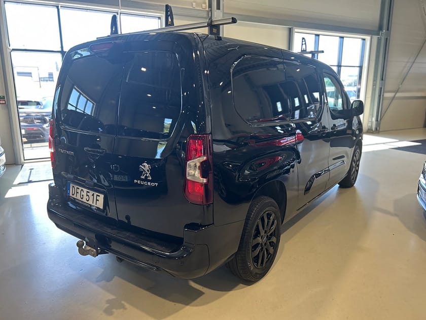 Bild 3 av Peugeot Partner Utökad Last 1.5 BlueHDi 130hk EAT L2 / Inredning / Drag