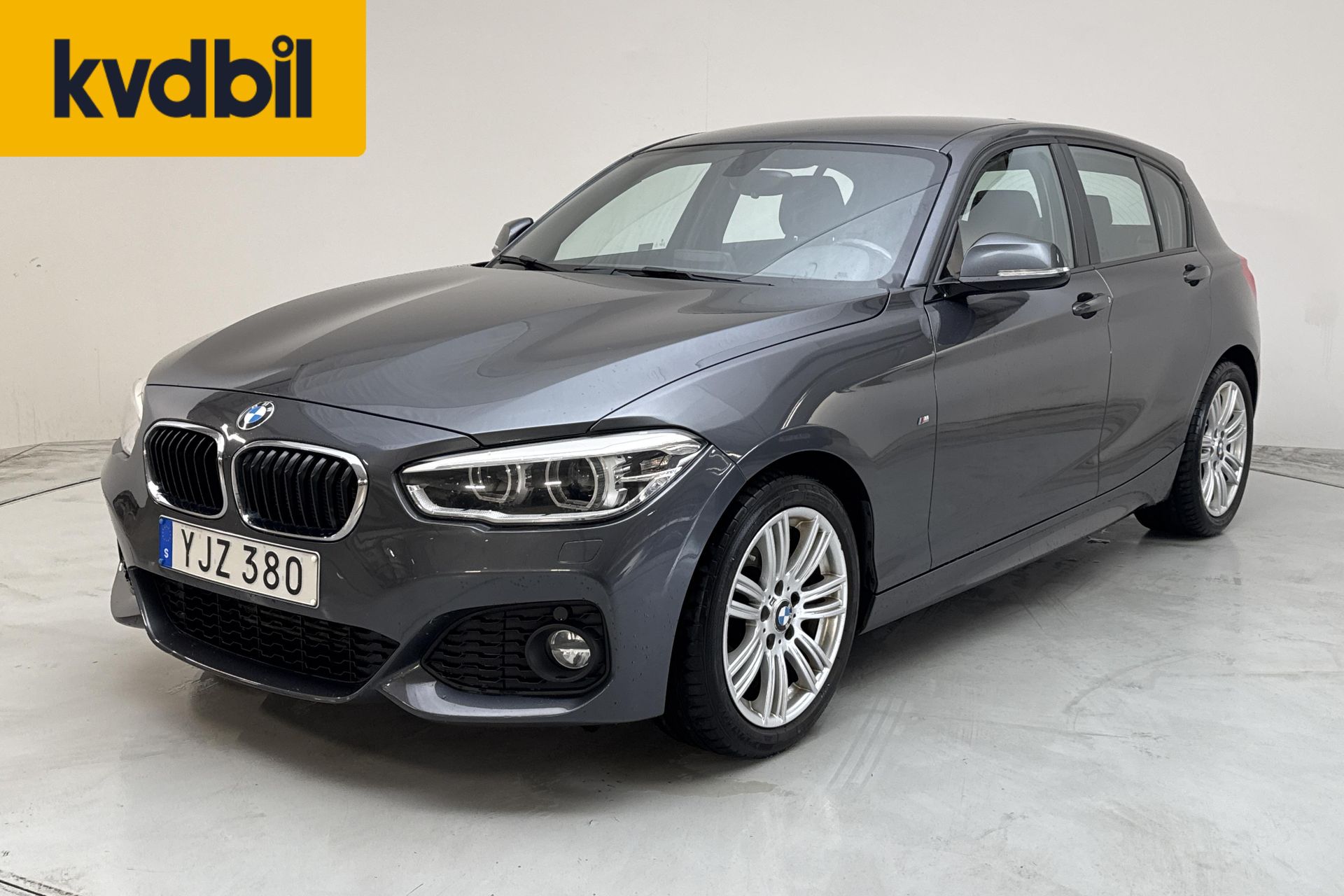BMW 118