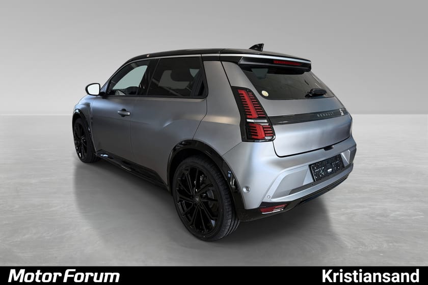 Bilde 3 av Renault 5 E-Tech 52 kWh 52Kwt/ Roland-Garros/ Utstillingsbil/ CarPlay/ Acc/ ++