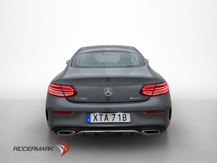 Bild 4 av Mercedes-Benz C 200 4MATIC Coupé C200 4M AMG Cockpit Burm Pano 360° Navi