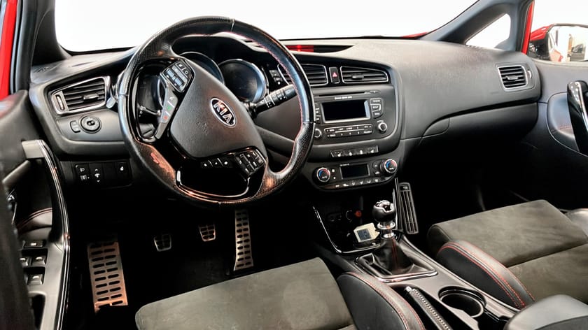 Bild 4 av Kia cee'd GT / Drag & MoK värmare