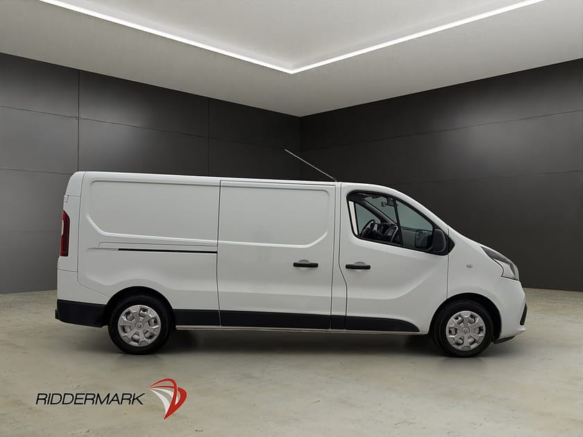 Bild 2 av Renault Trafic Skåpbil L2 1.6dCi Värmare Dragkrok Kamera V-Inr Moms
