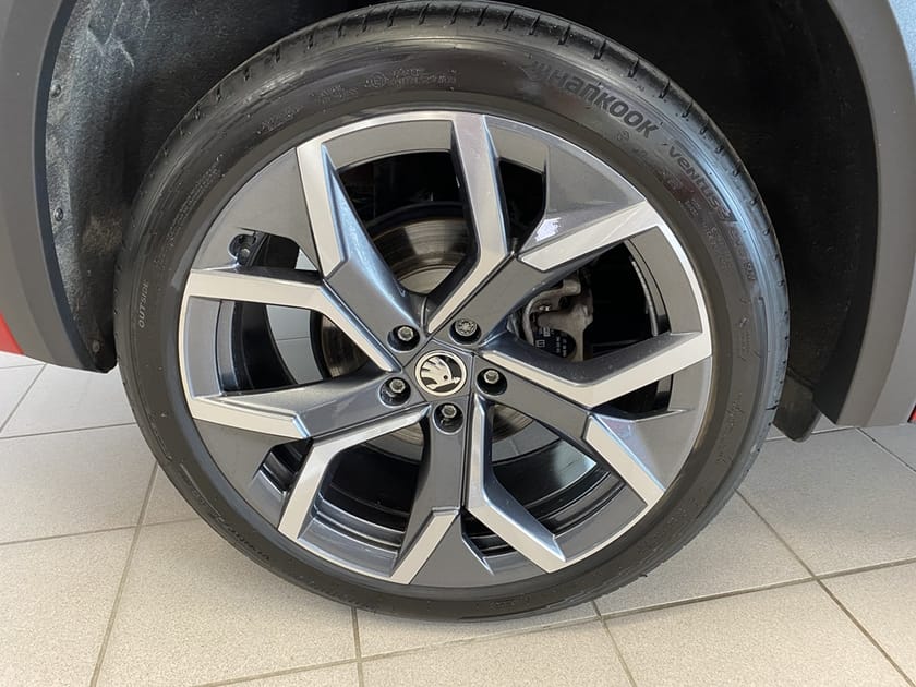 Bild 5 av Škoda Kodiaq iV SPORTLINE 1,5 TSI 204 HK 6 VXL DSG