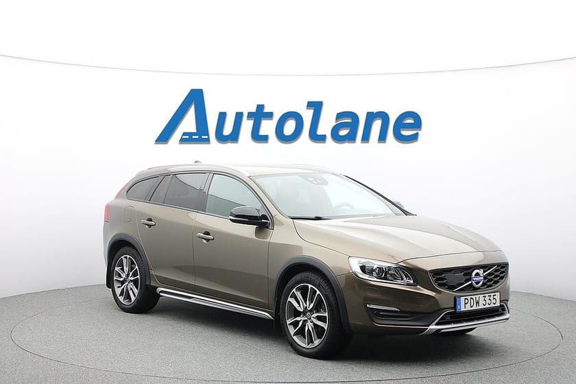 Bild 1 av Volvo V60 Cross Country D4 AWD Summum, Kamera, Drag, Värmare, Keyless 190hk
