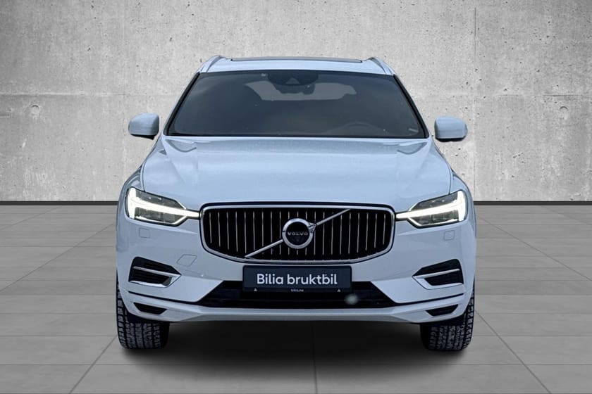 Bilde 2 av Volvo XC60 //Kompl. serv//2 år garanti//HUD//360//Krok//Luft