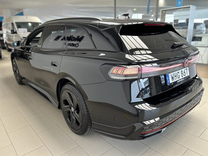 Bild 4 av Volkswagen ID.7 GTX Tourer 86 KWH BATTERI 340 HK 1 VXL