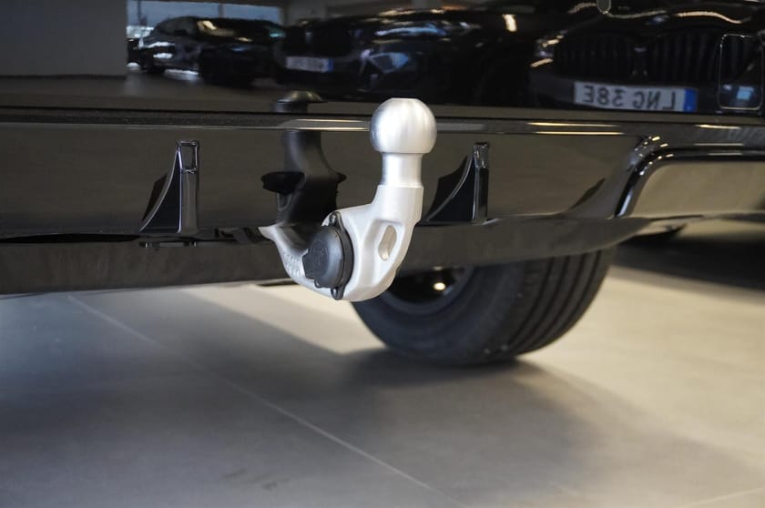 Bild 5 av BMW iX1 xDrive30 M Sport Business Ed Drag HUD DA