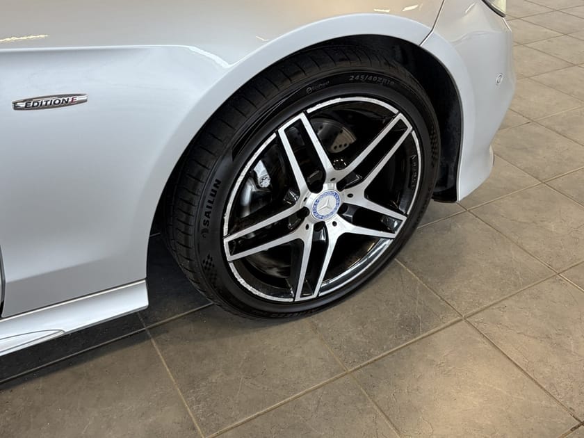 Bild 3 av Mercedes-Benz E 220 T BlueTEC 4MATIC 170hk Aut/Drag/AWD