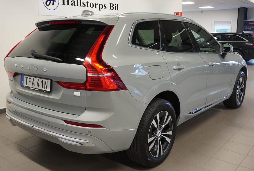 Bild 3 av Volvo XC60 Recharge T6 AWD Geartronic Core Edition/DRAG/KAMERA/H.K