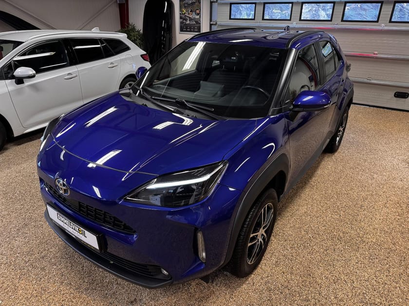 Bilde 1 av Toyota Yaris Cross Hybrid AWD-i