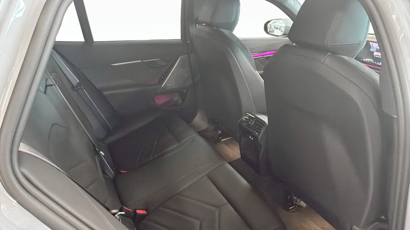 Bild 5 av BMW 530e xDrive Touring M Sport Pro Active Edt H/K Drag Rattvärme