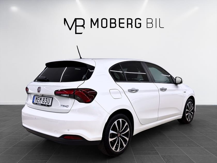 Bild 4 av Fiat Tipo 1.4 120hk Helg på Moberg! B-Kamera PDC CarPlay